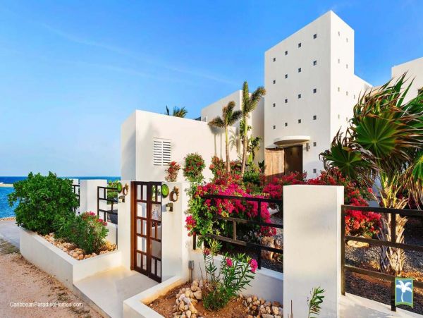Anguilla Home 958105