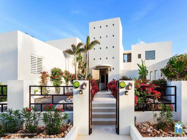 Anguilla Home 958105