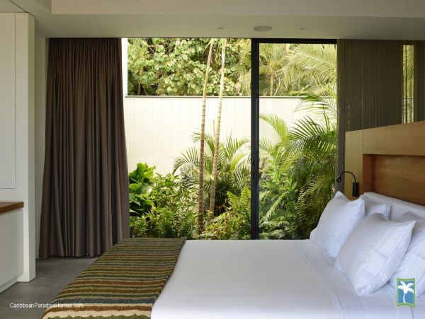 St. Barts Home 958109