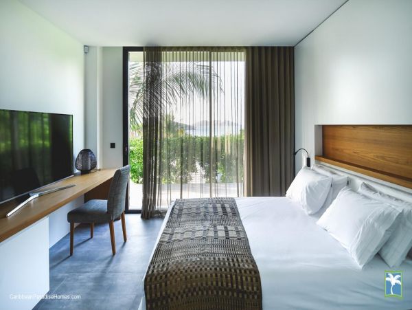 St. Barts Home 958109