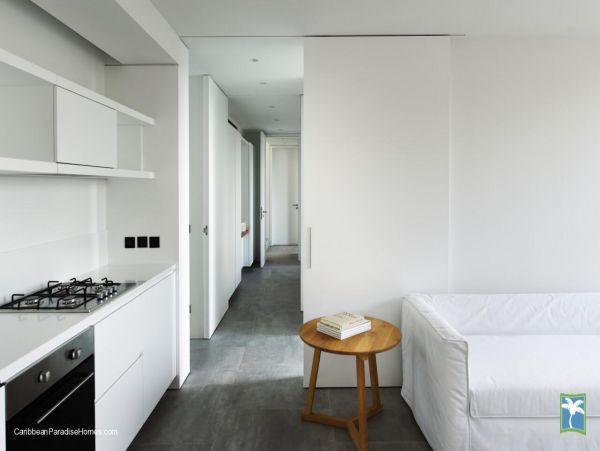 St. Barts Home 958109