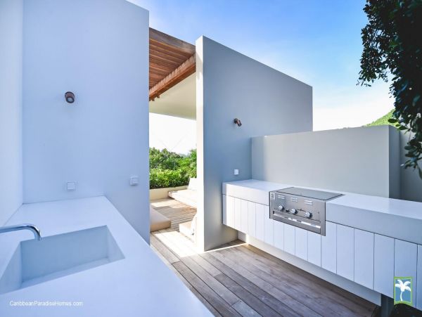 St. Barts Home 958109