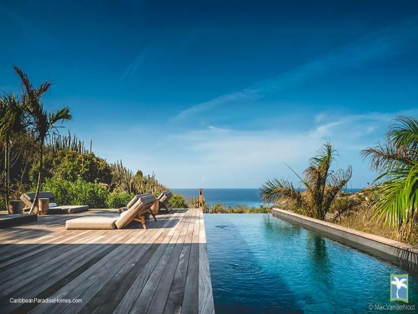 St. Barts Home 958116