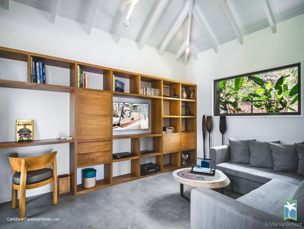 St. Barts Home 958116