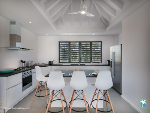 St. Barts Home 958126