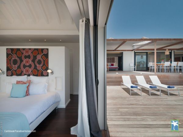 St. Barts Home 958126