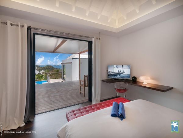 St. Barts Home 958126