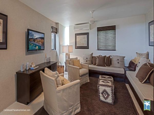Anguilla Home 958135