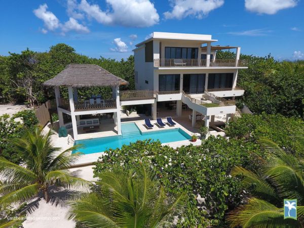 Cayman Islands Home 958138