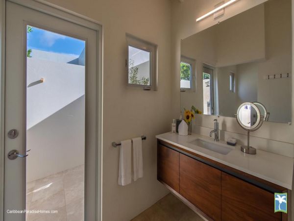 Anguilla Home 958140