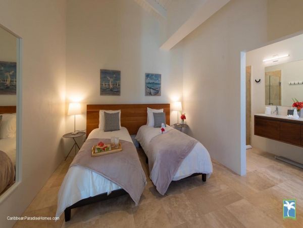 Anguilla Home 958140