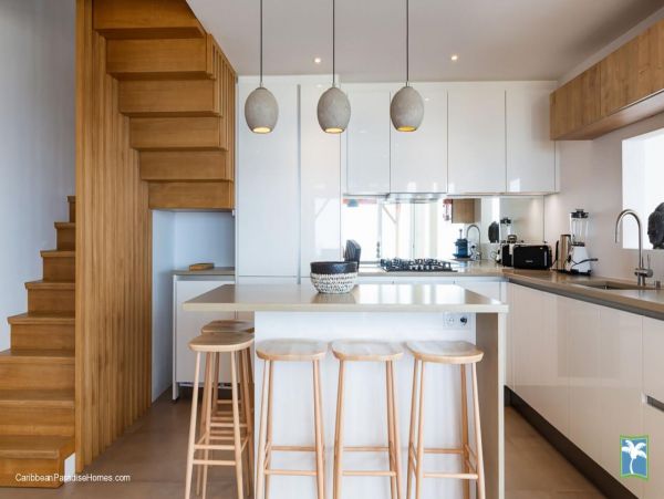 St. Barts Home 958164