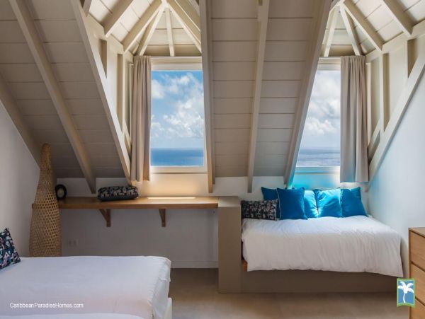St. Barts Home 958164