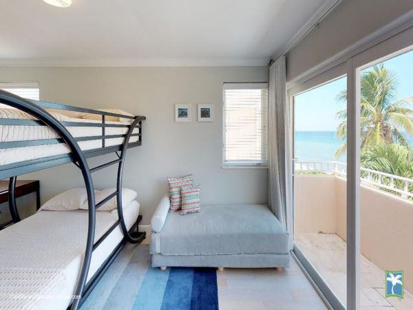 Cayman Islands Home 958165