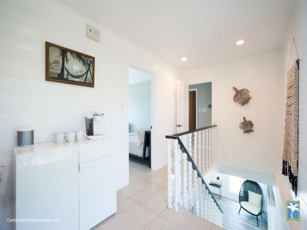Cayman Islands Home 958166