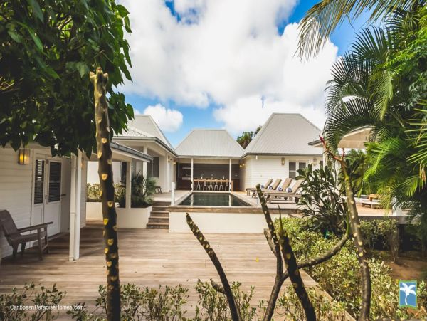 St. Barts Home 958176