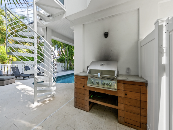 ANNA MARIA NORTH END BEACH HOUSE 3/3