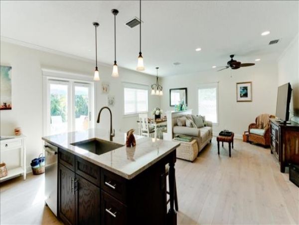 Anna Maria Island Holmes Beach Home 958218