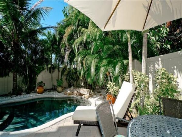 Three Bedroom Home with Private Pool on Anna Maria