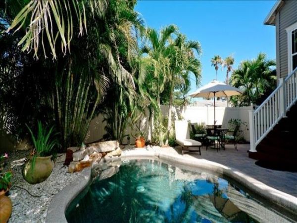 Three Bedroom Home with Private Pool on Anna Maria