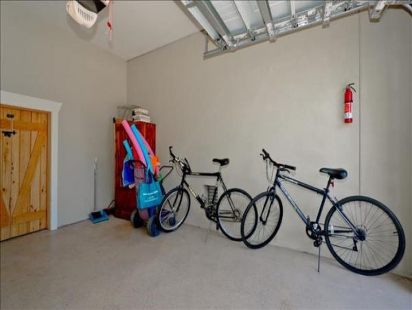 Three Bedroom Home with Private Pool on Anna Maria