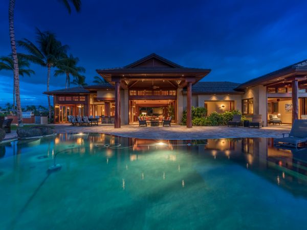 A Little Piece of Heaven Awaits Beach Club Access Ocean Views
