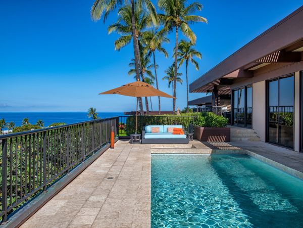 Waimea Luxury Two Bedroom Pool & Spa Home