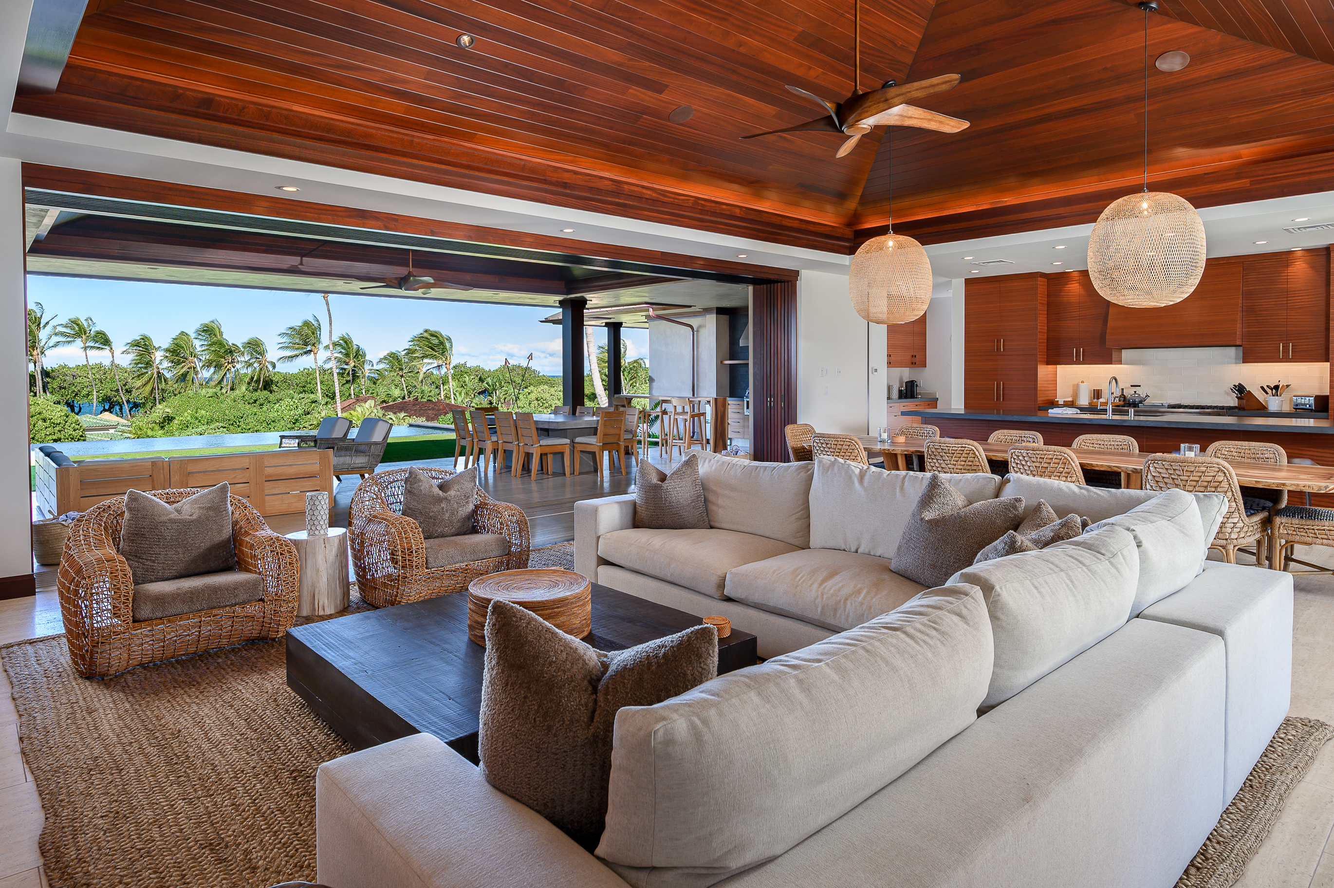 Oceanfront Luxury 5 Bedroom Vacation Rental Private Pool