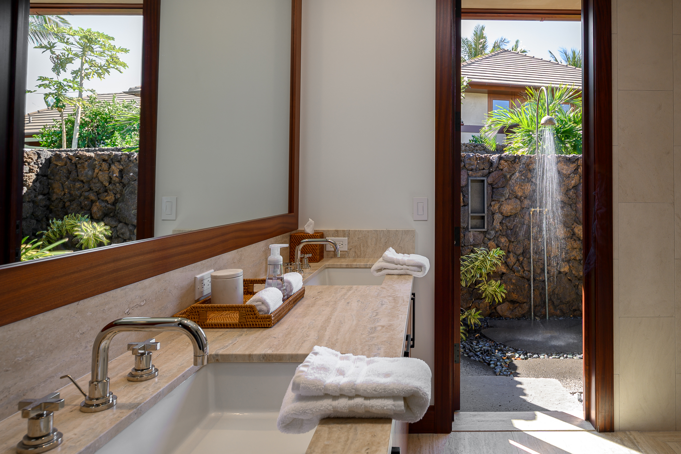 Oceanfront Luxury 5 Bedroom Vacation Rental Private Pool