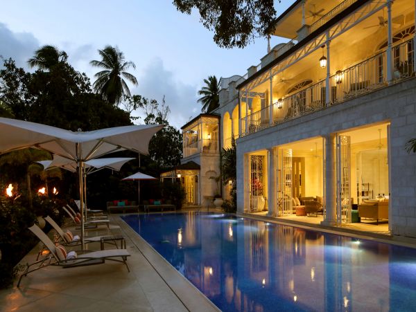 Luxury 9 Bedroom Vacation Villa with Amazing Amenities