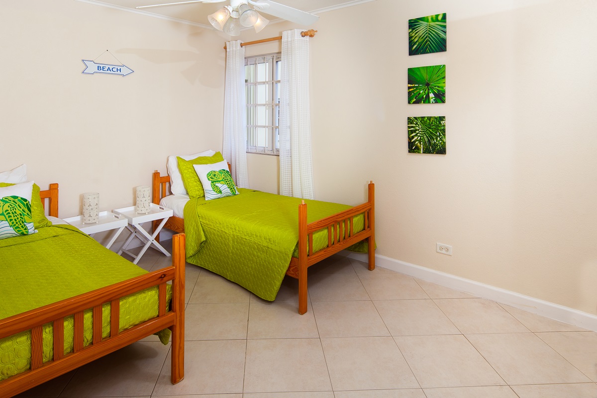 Barbados Condo 958262