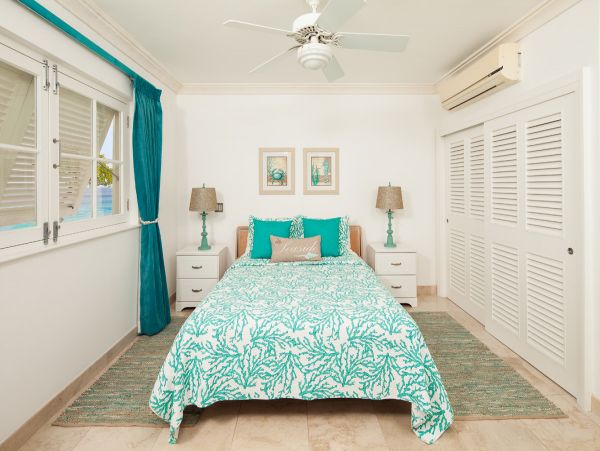 Barbados Condo 958268