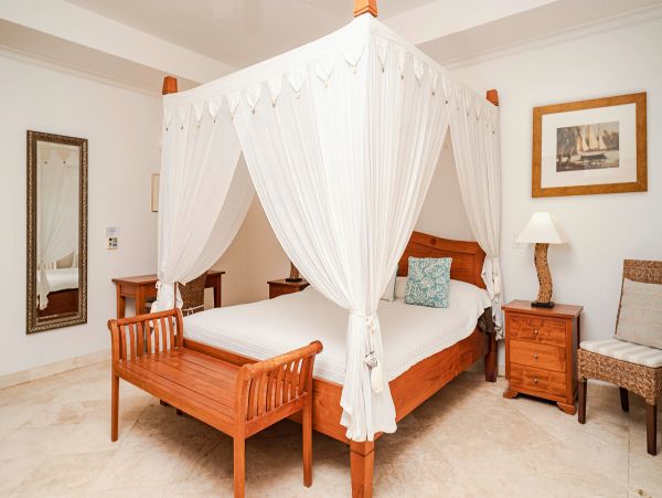 Barbados Condo 958270