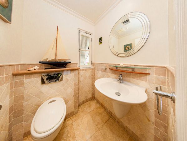 Barbados Condo 958270