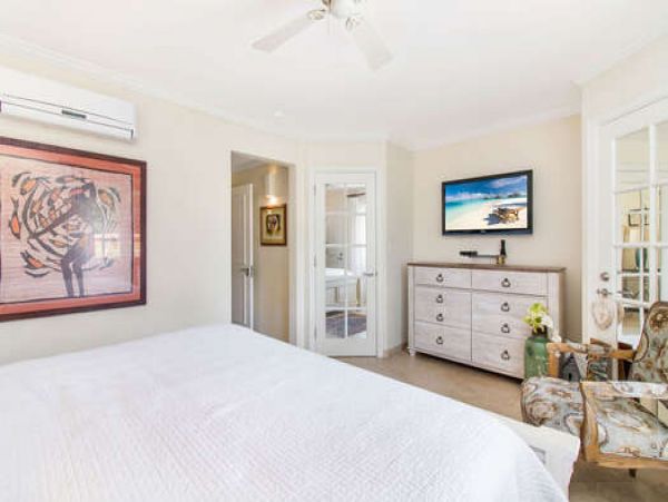 Barbados Condo 958276