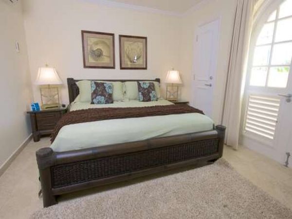 Barbados Condo 958277