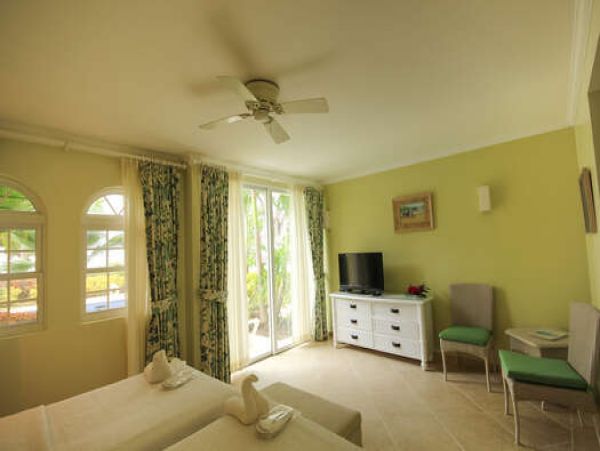 Barbados Condo 958281