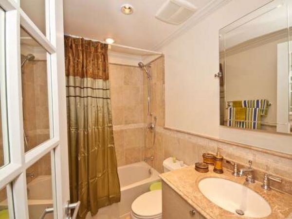 Barbados Condo 958282