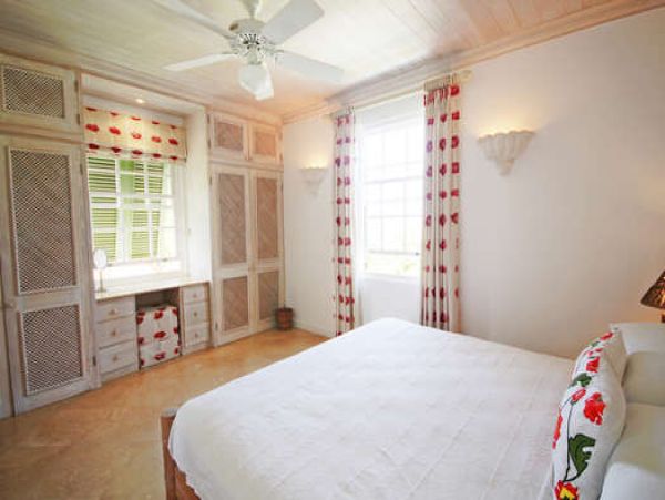 Barbados Condo 958300