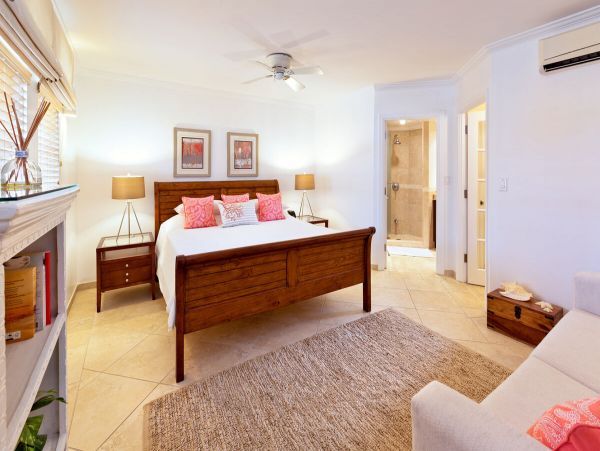 Barbados Condo 958312