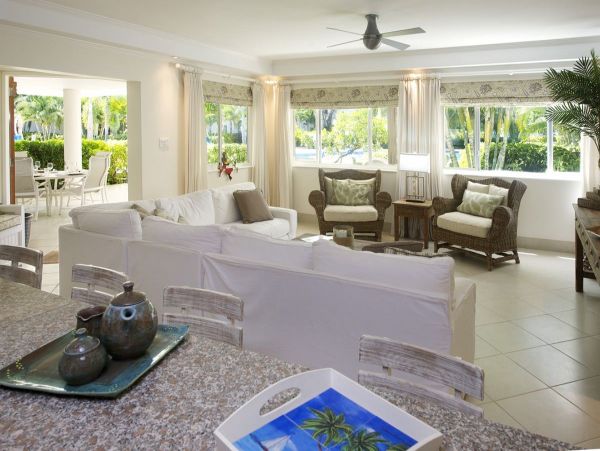 Barbados Condo 958325