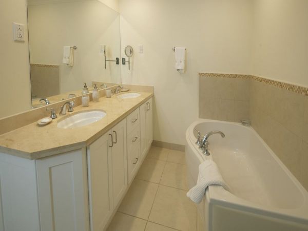 Barbados Condo 958325