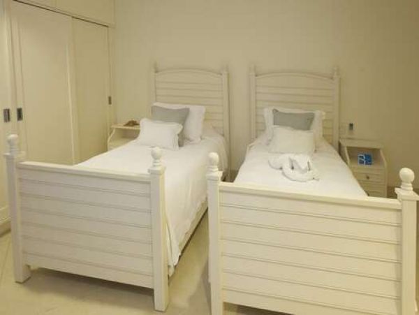 Barbados Condo 958325