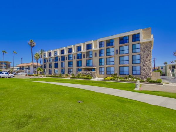 Mission Beach And Pacific Beach Condo 958350