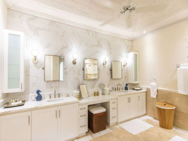 Barbados Condo 958371