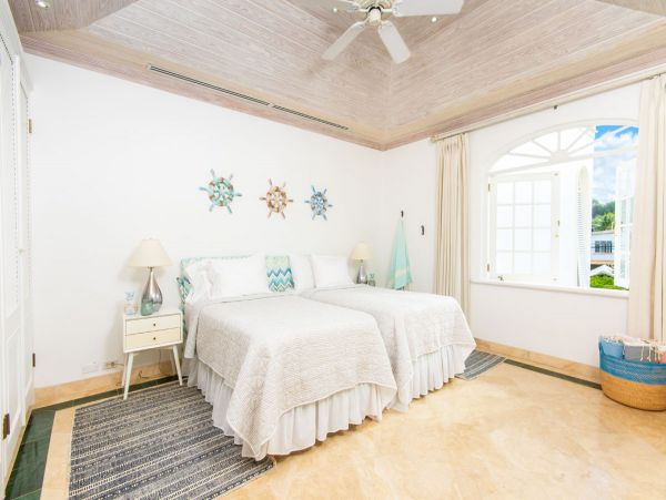 Barbados Condo 958371