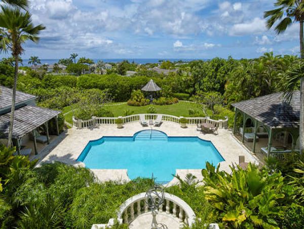 Gorgeous 5 Bedroom Villa with Amazing Amenities