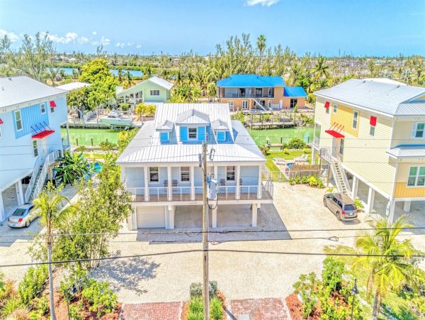 Sombrero Beach Four Bedroom Canal Front Vacation Home