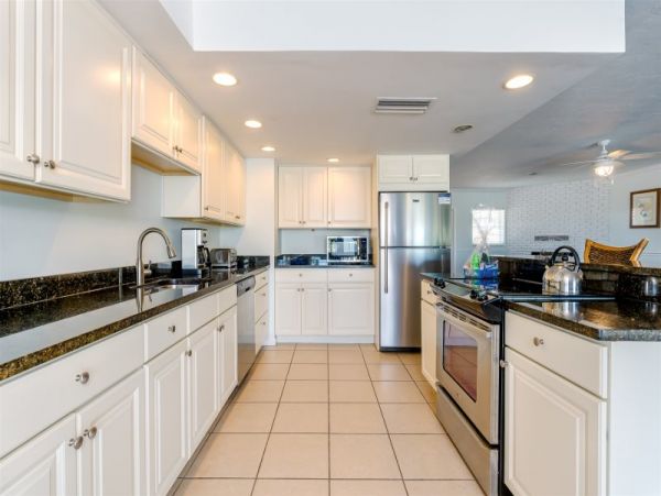 Florida Keys Three Bedroom Vacation. Pool Home Sleeps 8