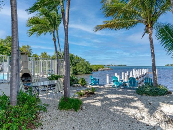 Florida Keys Three Bedroom Vacation. Pool Home Sleeps 8